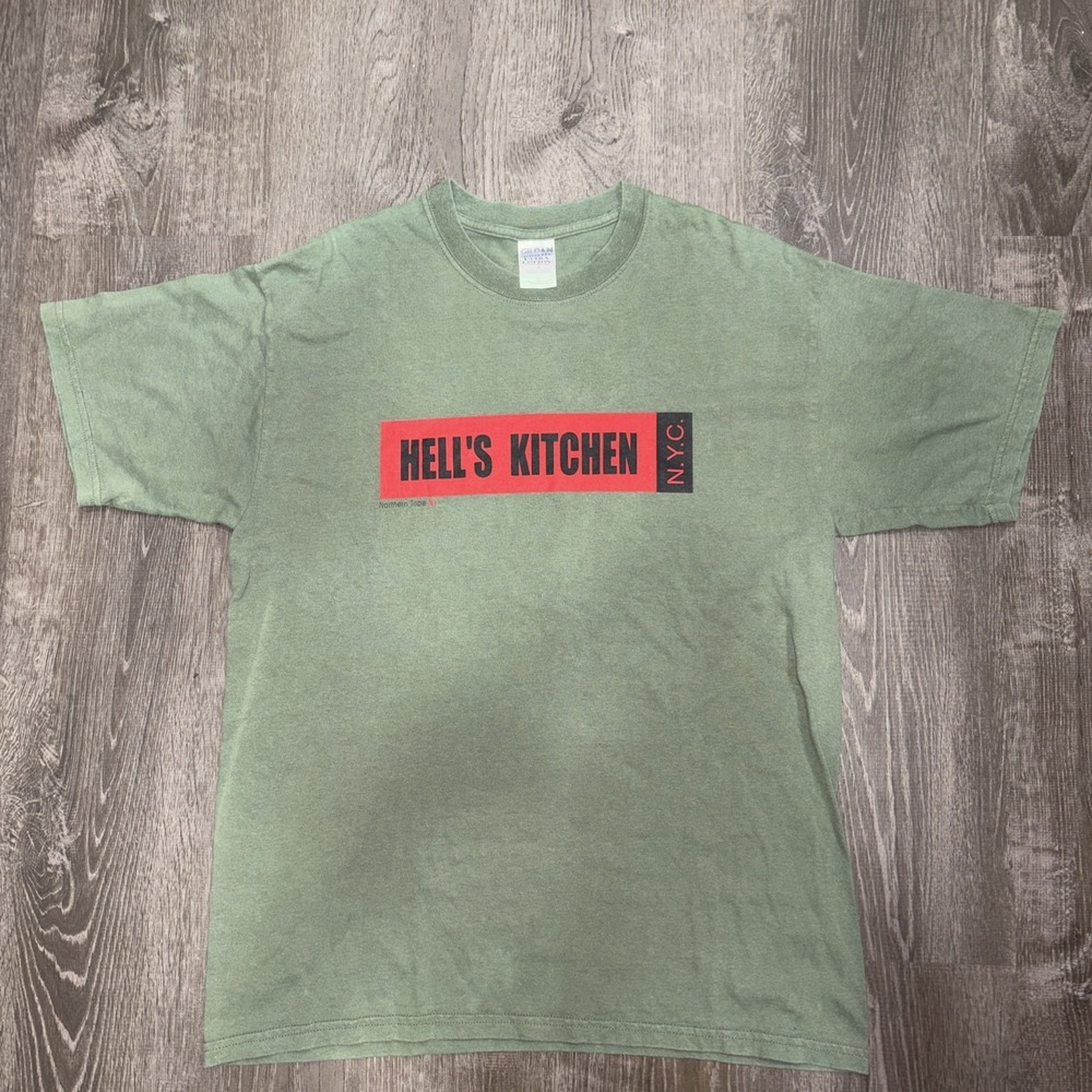 VTG Hell's Kitchen NYC T-Shirt Mens Large Green Northern Tribe Gildan Activewear